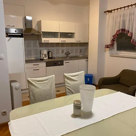 Sisters Apartment *
